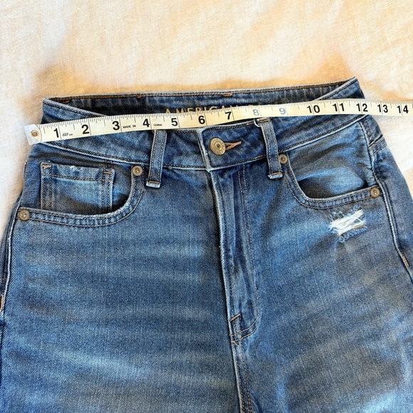 American Eagle Outfitters mom‎ jeans Classic Blue Denim Jeans - Picture 7 of 9